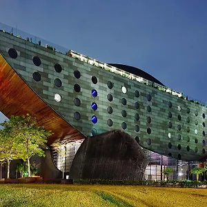 ***** Hotel Unique Brasil