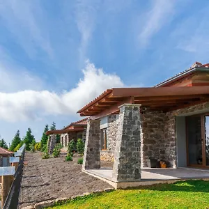 Rochao Village By Rent2u, Lda Portugal